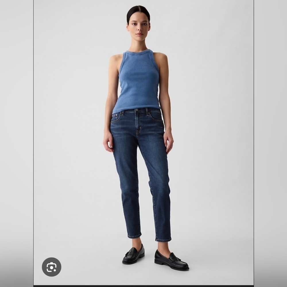GAP Midrise Girlfriend Jeans Dark Wash Size 33